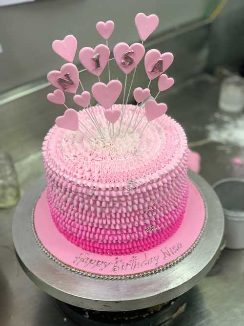 Gurgaon Special: Beautiful Birthday Cakes For Girls Delivery in Gurgaon @  ₹2,349.00