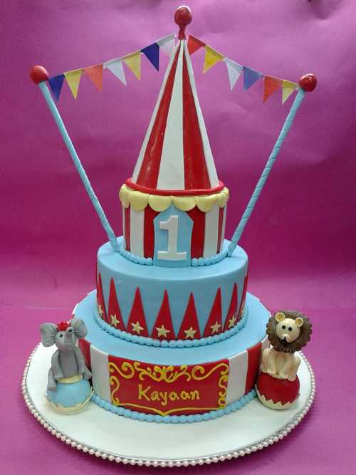 Circus birthday cakes - Cakes by Robin