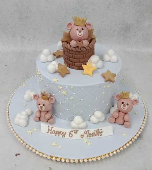 6 Months Cake with Teddy by Creme Castle