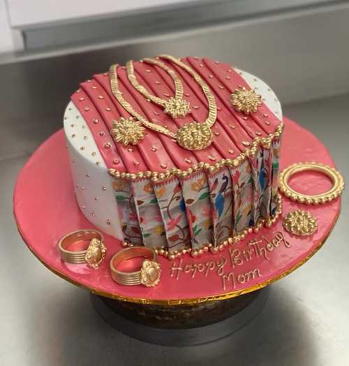 Saree and jewellery cake | Indian cake, Easy cake decorating, Anniversary cake  designs
